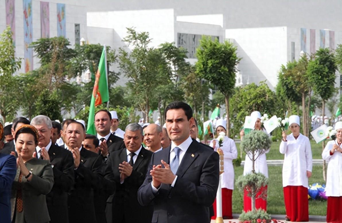 u8官方网站-这才是铁哥们！还清中国81亿欠债，赠百亿大礼，西方各国都眼红